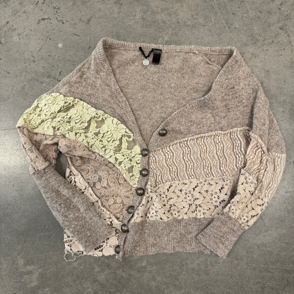Vintage Y2K Lace Patchwork Asymmetrical Festival BKE Boho Beige Cardigan M - Picture 1 of 4